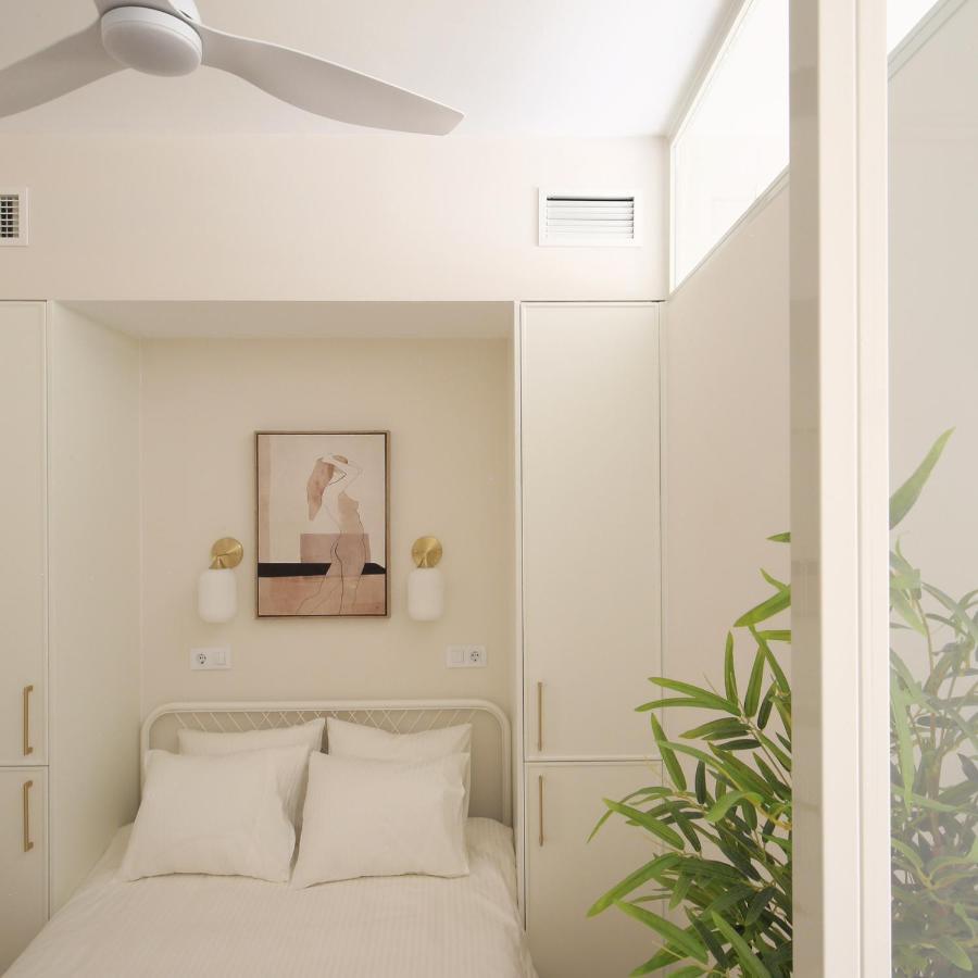 Staylish Studio Apartment In Malasana Madrid Bagian luar foto