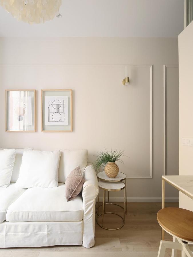 Staylish Studio Apartment In Malasana Madrid Bagian luar foto