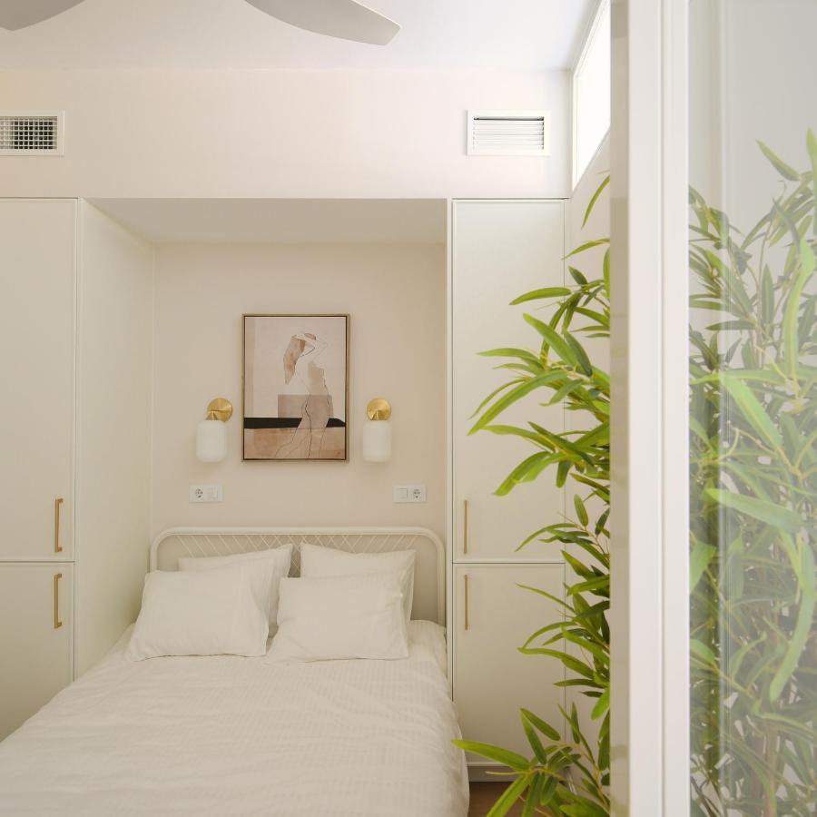 Staylish Studio Apartment In Malasana Madrid Bagian luar foto